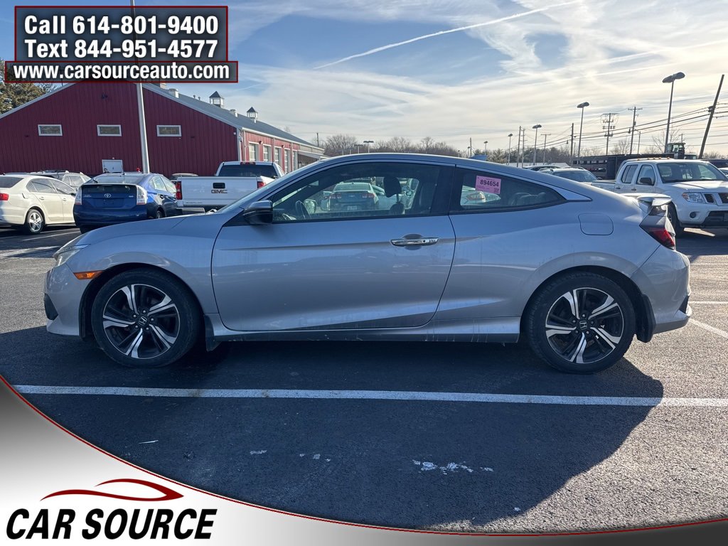 Used 2016 Honda Civic Touring image 2