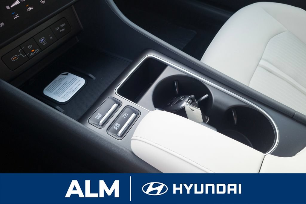 New 2026 Hyundai Sonata SEL FWD image 24