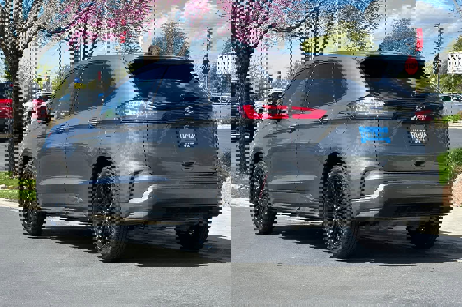 Certified 2022 Ford Edge ST-Line AWD/4WD image 6