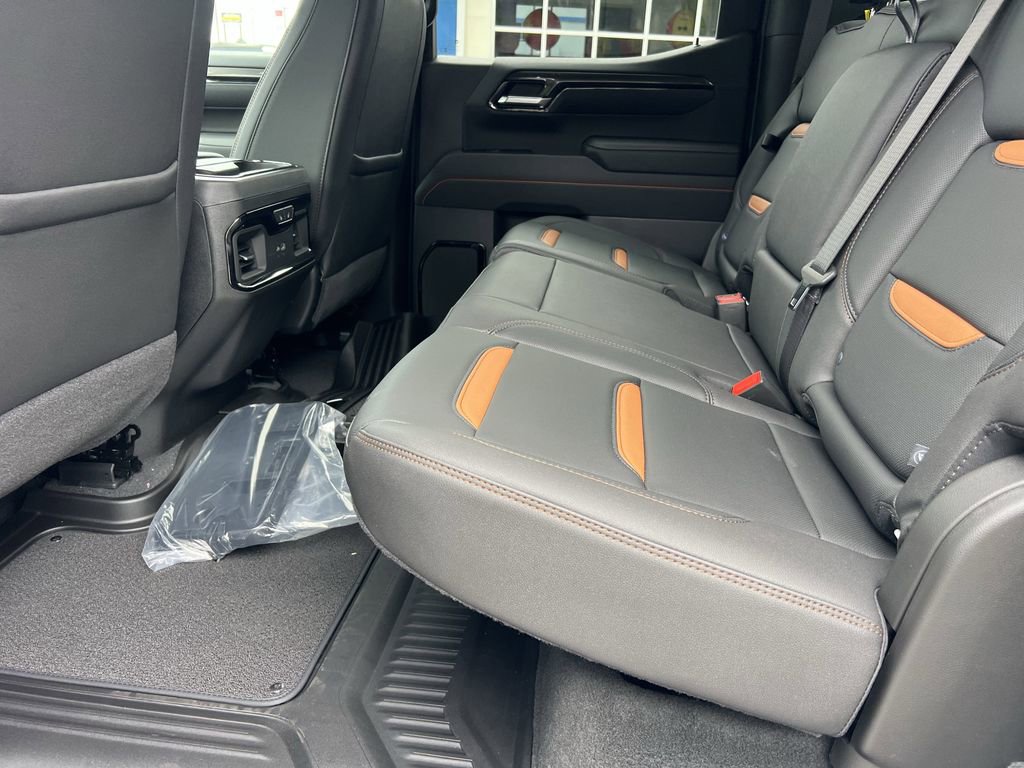 New 2025 GMC Sierra 1500 AT4 w/ Technology Package image 18