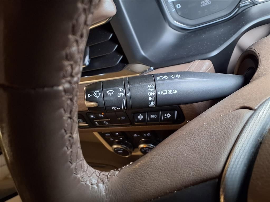 Used 2021 GMC Yukon Denali image 8