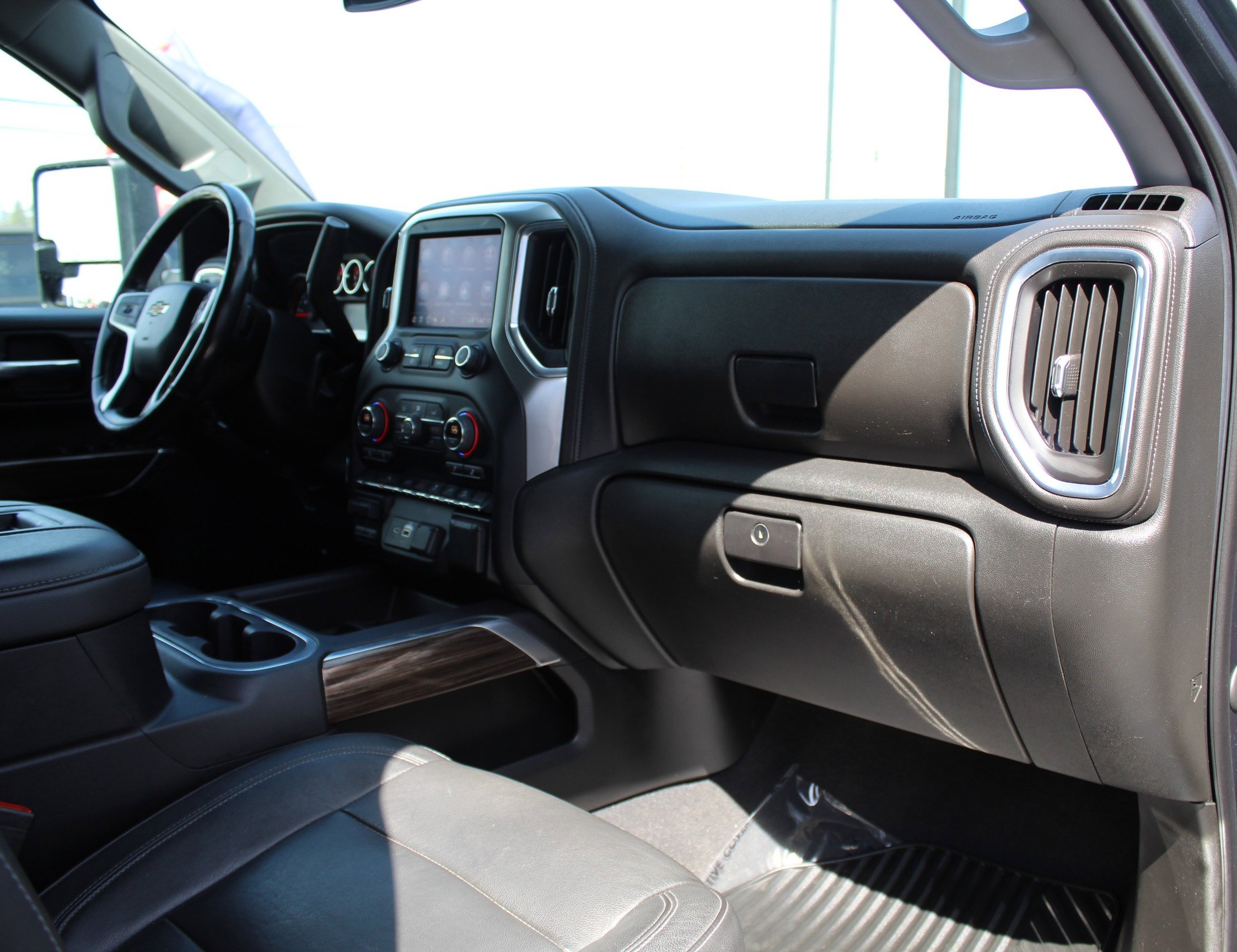 Used 2020 Chevrolet Silverado 2500 LT w/ True North Edition AWD/4WD image 36