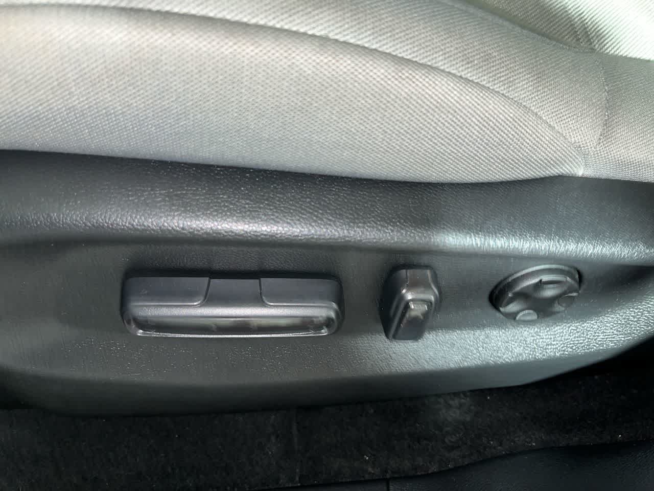 Used 2021 Honda CR-V EX image 14