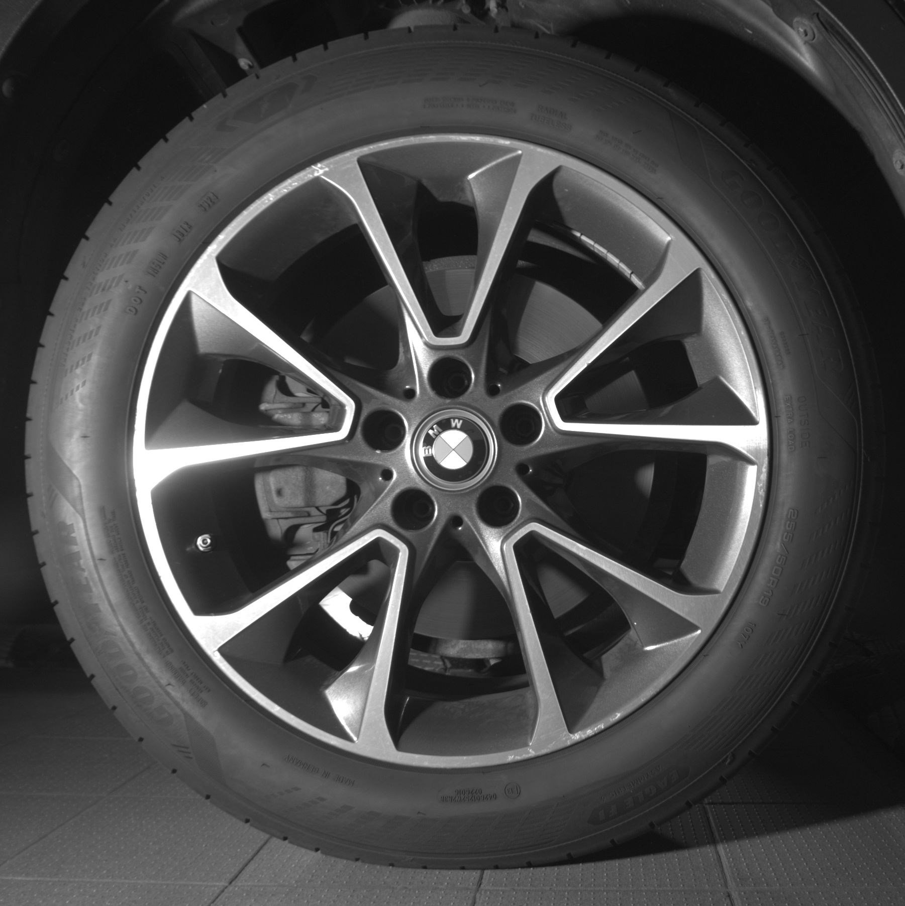 Used 2018 BMW X5 xDrive40e AWD/4WD image 11