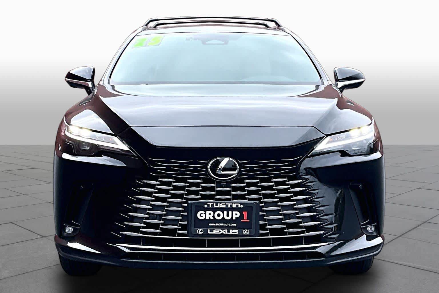 Used 2025 Lexus RX 350h w/ Convenience Package AWD/4WD image 4