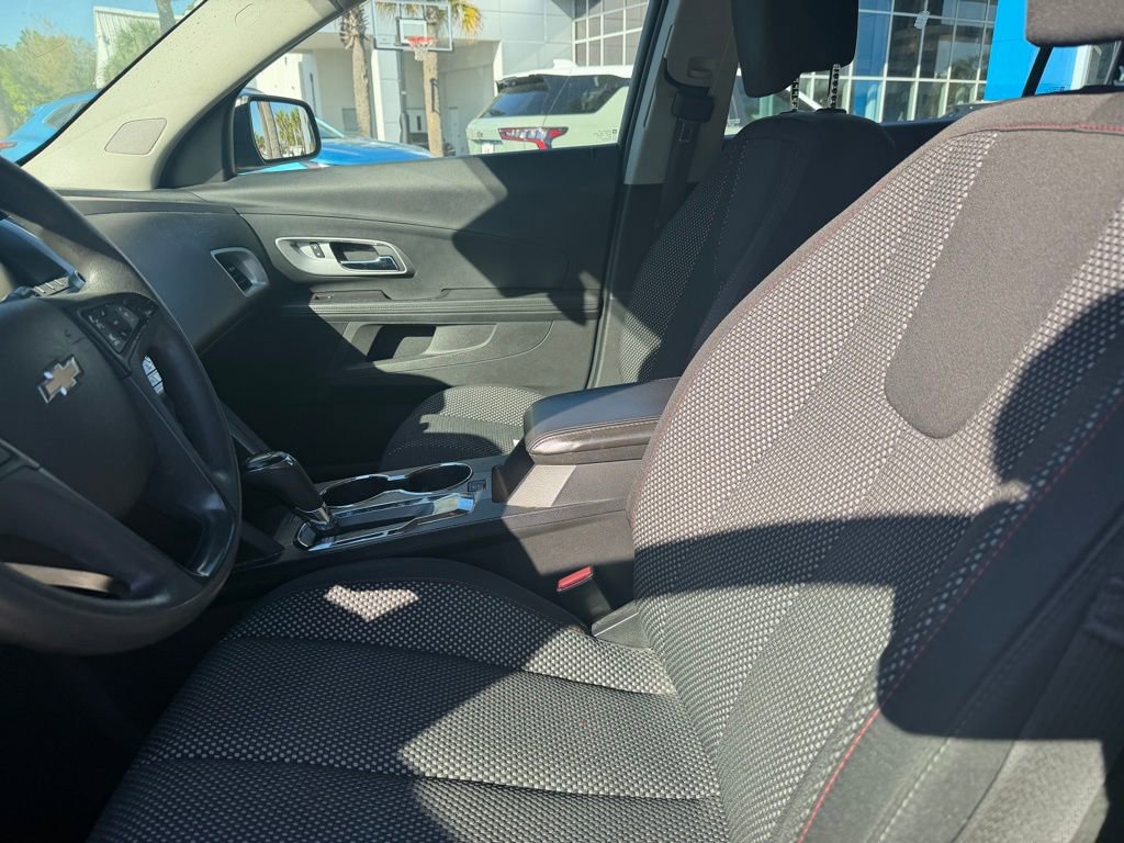 Used 2017 Chevrolet Equinox LS image 8