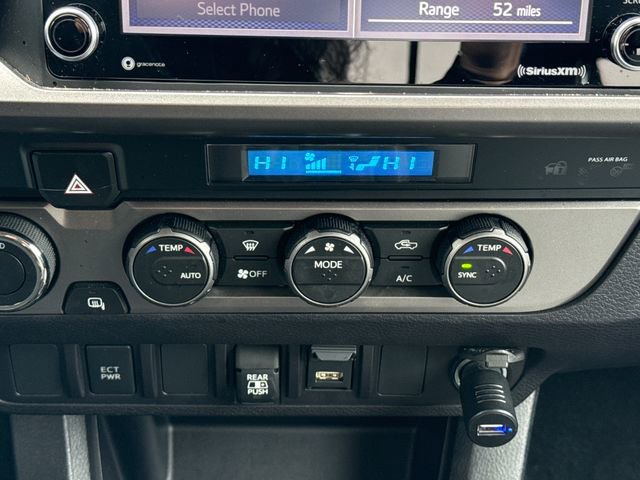 Certified 2021 Toyota Tacoma SR5 AWD/4WD image 29