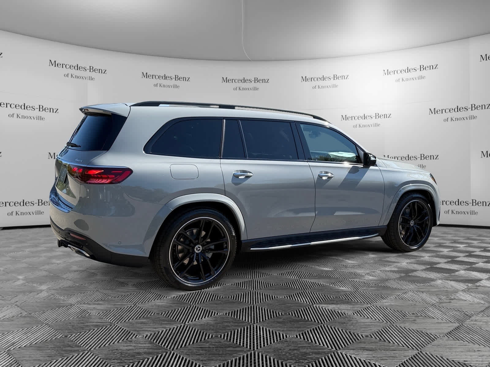 New 2026 Mercedes-Benz GLS 580 4MATIC image 5