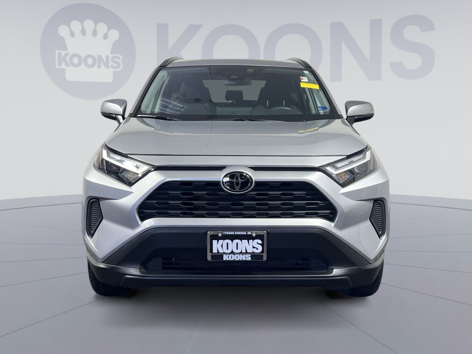 Used 2025 Toyota RAV4 XLE w/ Convenience Package AWD/4WD image 4