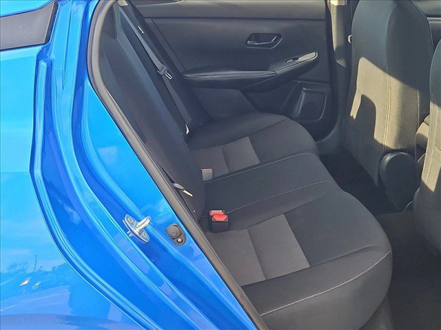 Used 2024 Nissan Sentra SV FWD image 17