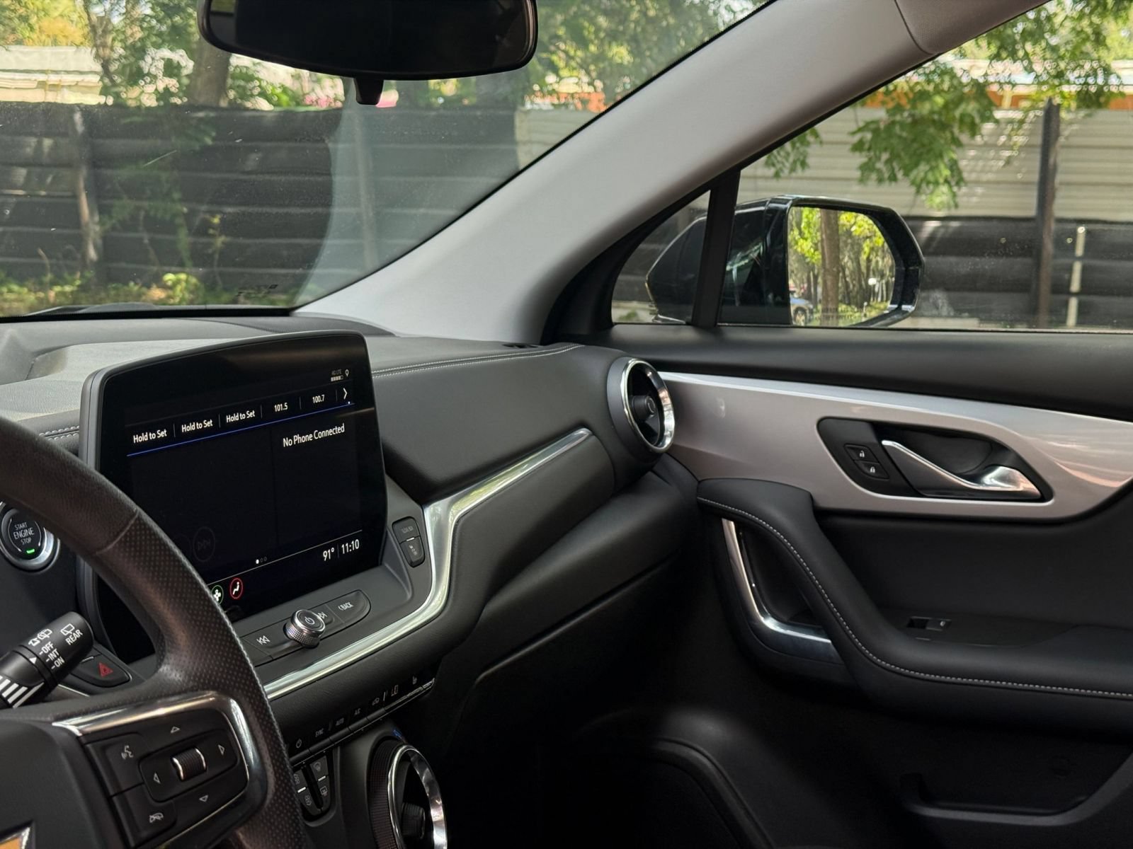 Used 2025 Chevrolet Blazer LT FWD image 33