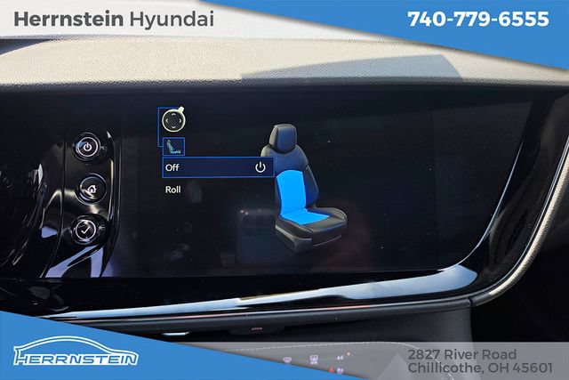 Used 2022 Buick Envision Avenir w/ Technology Package II AWD/4WD image 23