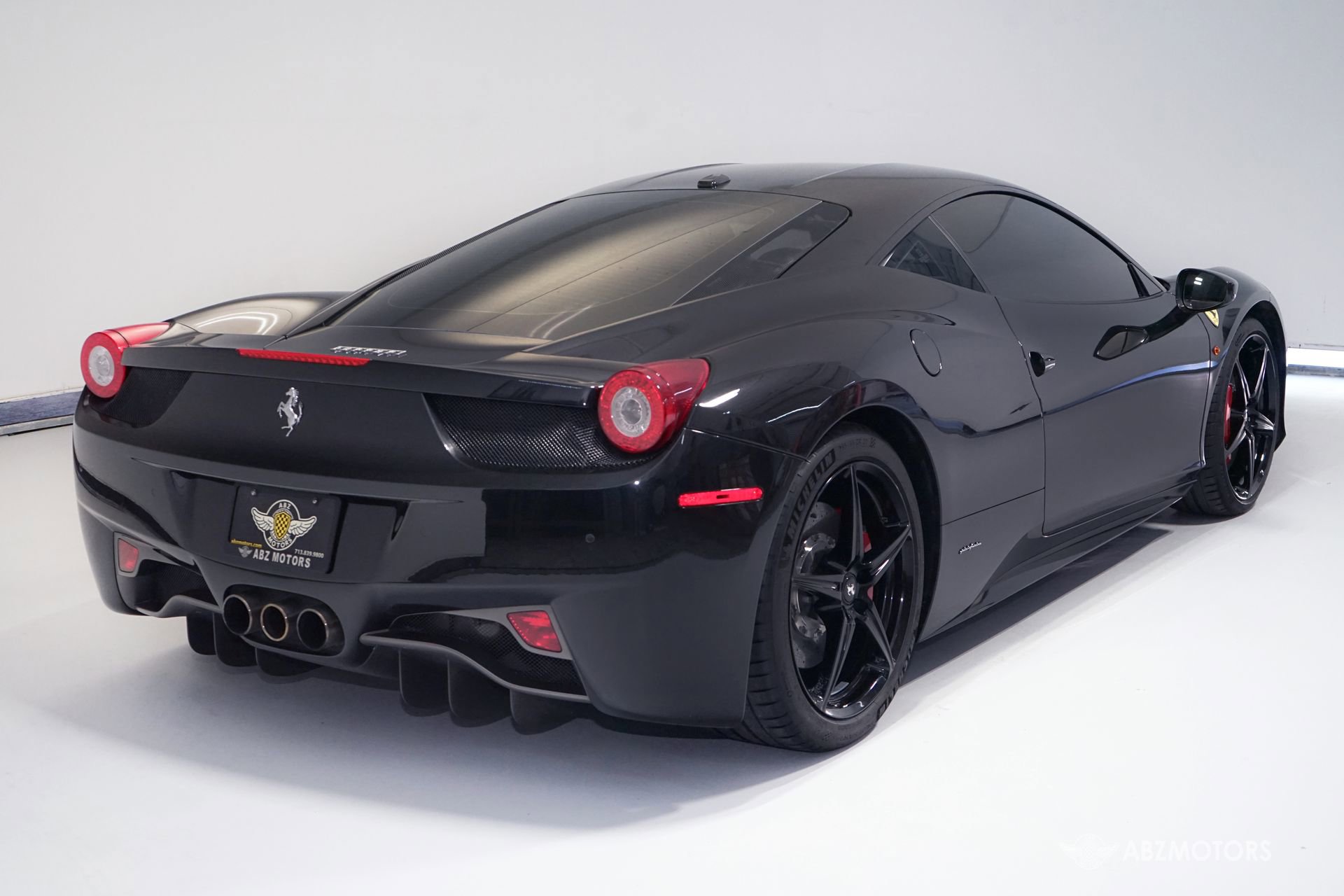 Used 2011 Ferrari 458 Italia Coupe image 5