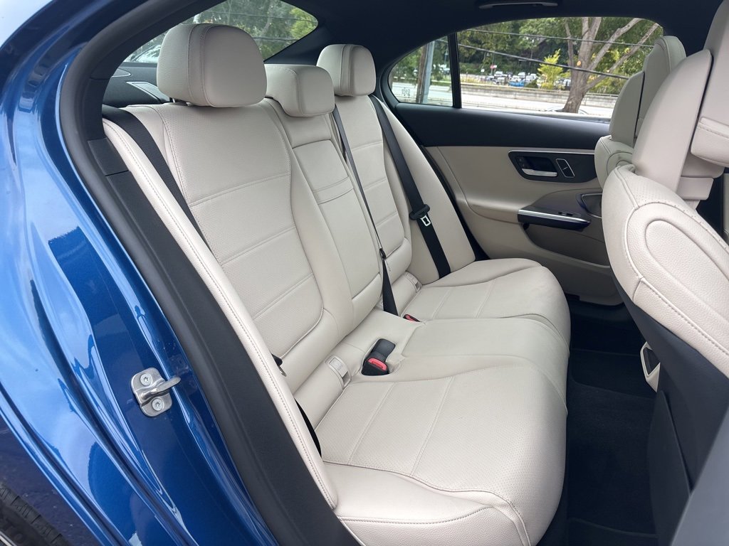 Used 2025 Mercedes-Benz C 300 4MATIC Sedan image 14