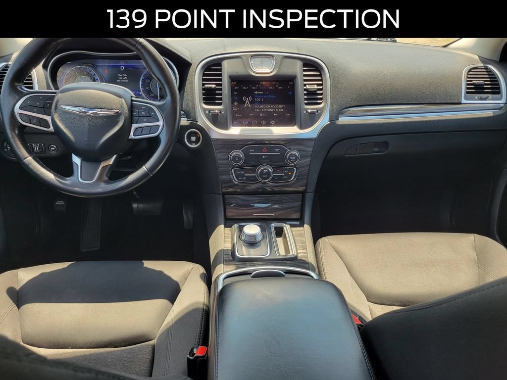 Used 2021 Chrysler 300 Touring RWD image 8