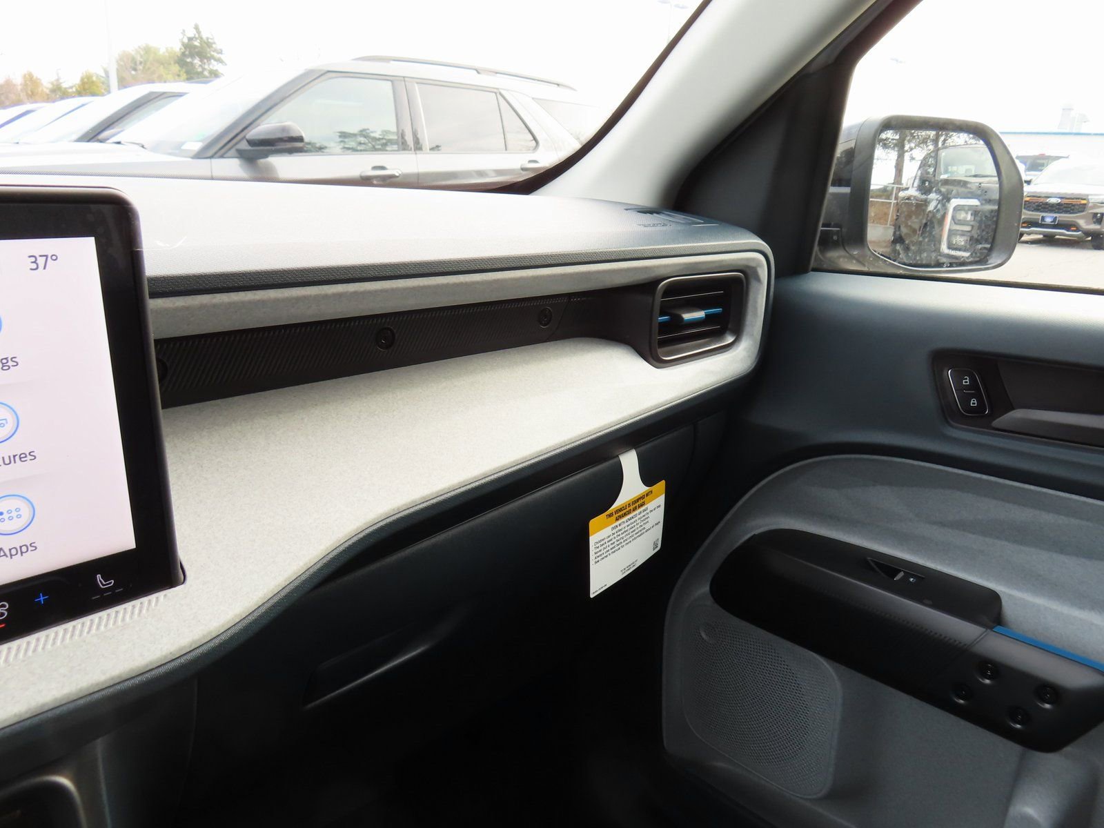 New 2026 Ford Maverick XLT w/ XLT Luxury Package image 11