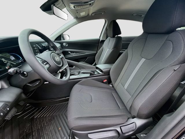 New 2026 Hyundai Elantra SE FWD image 20