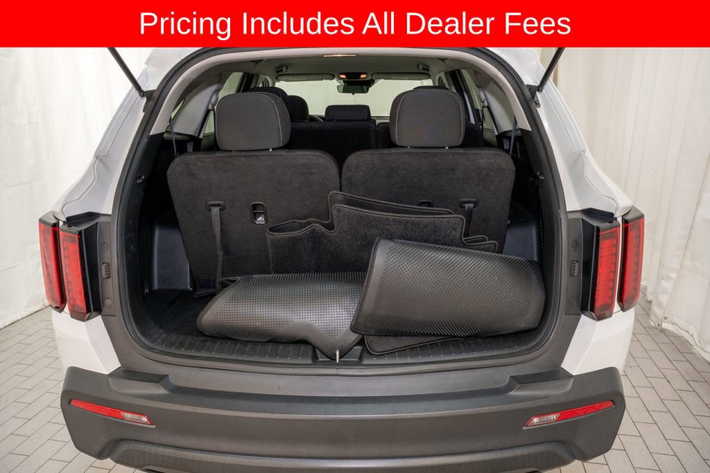 Used 2021 Kia Sorento LX FWD image 5