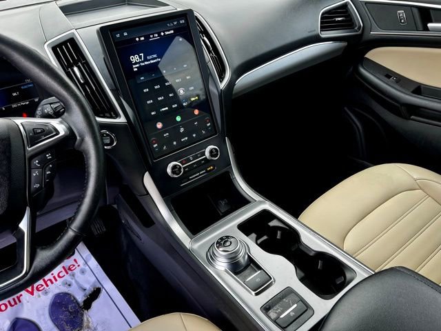Used 2022 Ford Edge SEL image 37