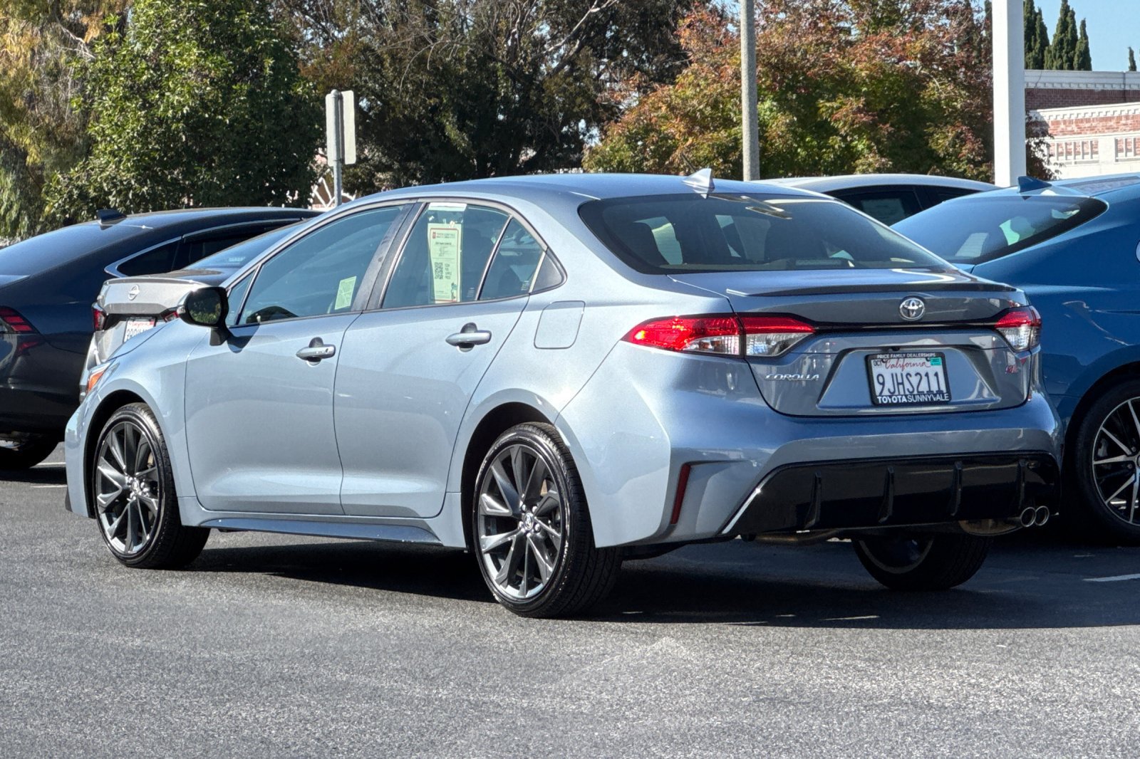 Certified 2024 Toyota Corolla SE w/ SE Premium Package FWD image 5