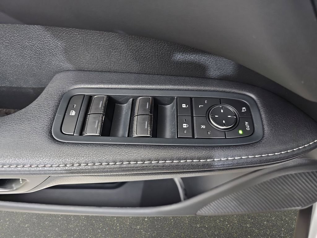 Certified 2025 Lexus RX 350h w/ Convenience Package image 31