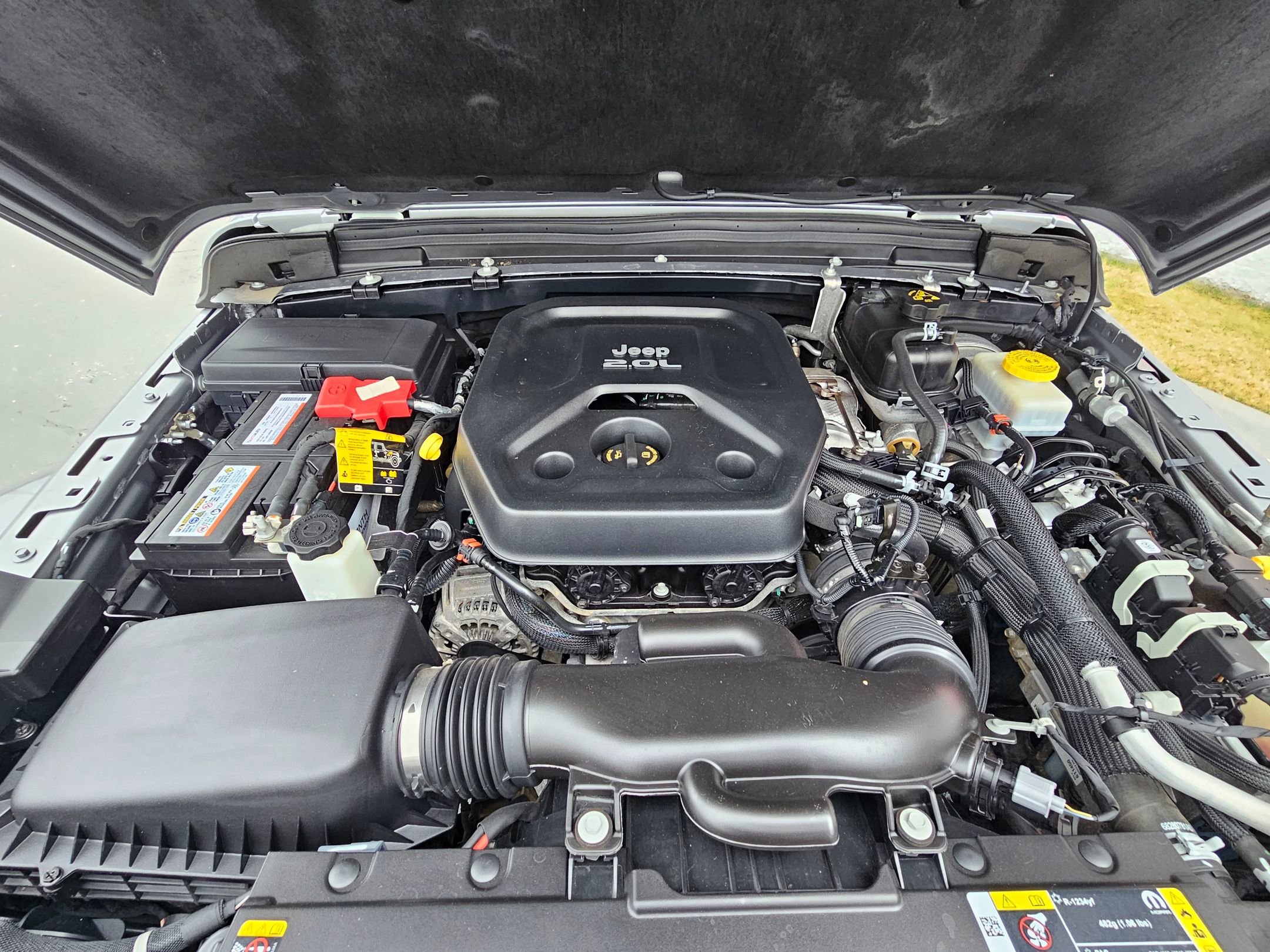 Used 2021 Jeep Wrangler Unlimited Sahara image 32