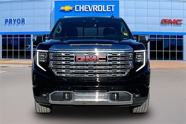Used 2024 GMC Sierra 1500 Denali w/ Technology Package image 2