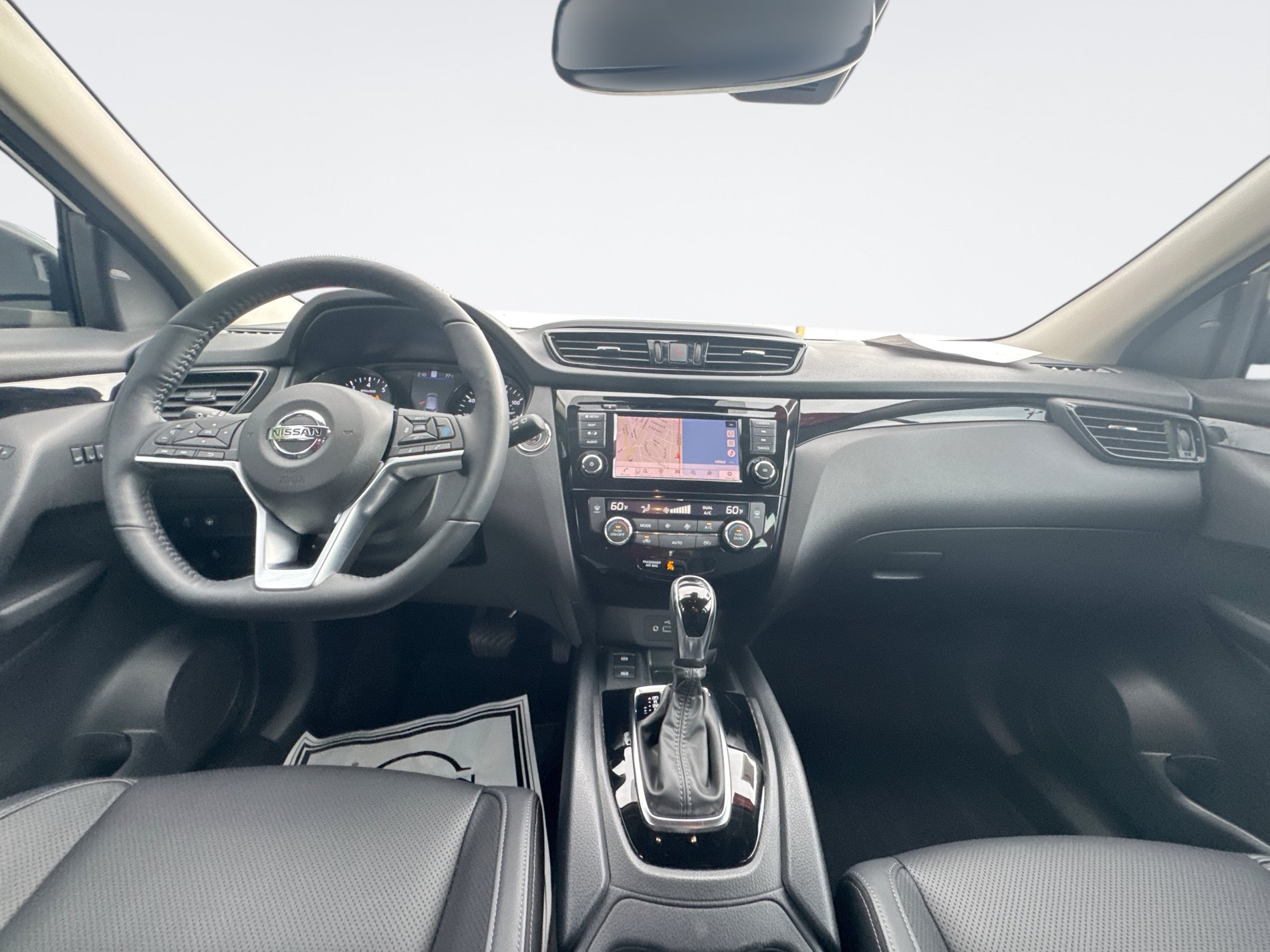 Certified 2022 Nissan Rogue Sport SL w/ Premium Package FWD image 15