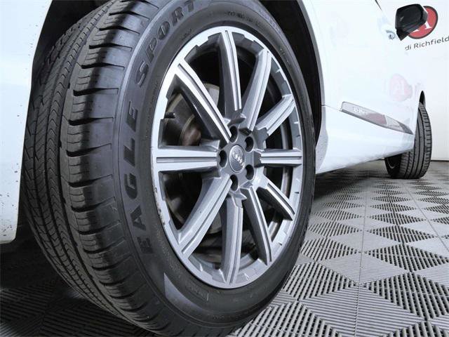 Used 2017 Audi Q7 3.0T Prestige image 9