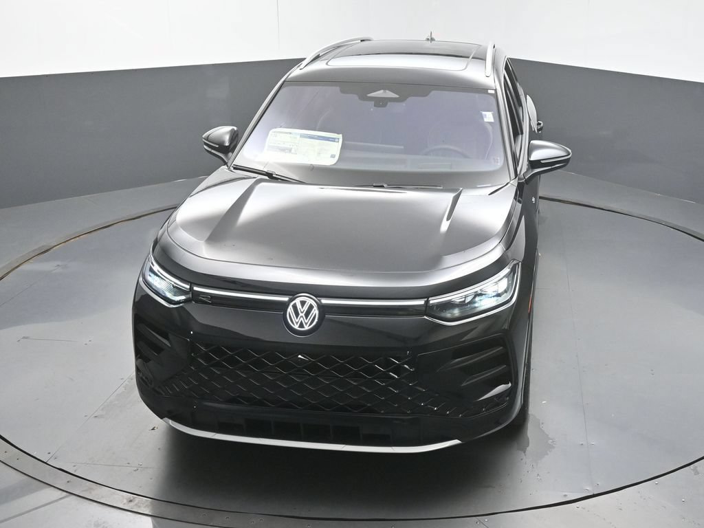 New 2026 Volkswagen Tiguan SEL R-Line AWD/4WD image 44