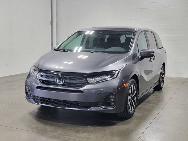 Used 2026 Honda Odyssey EX-L image 2