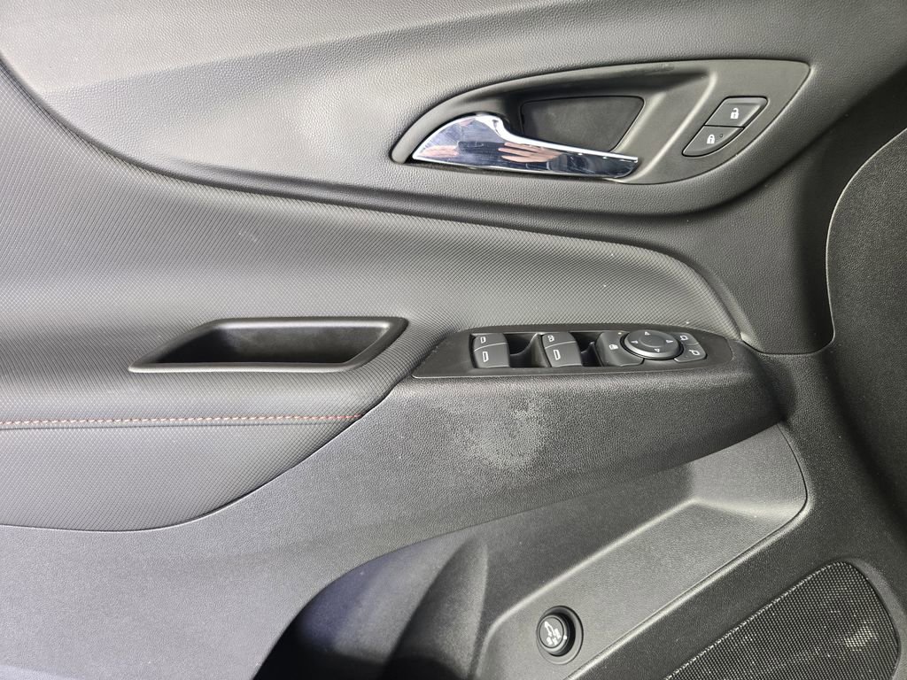 Used 2023 Chevrolet Equinox RS w/ RS Leather Package FWD image 24