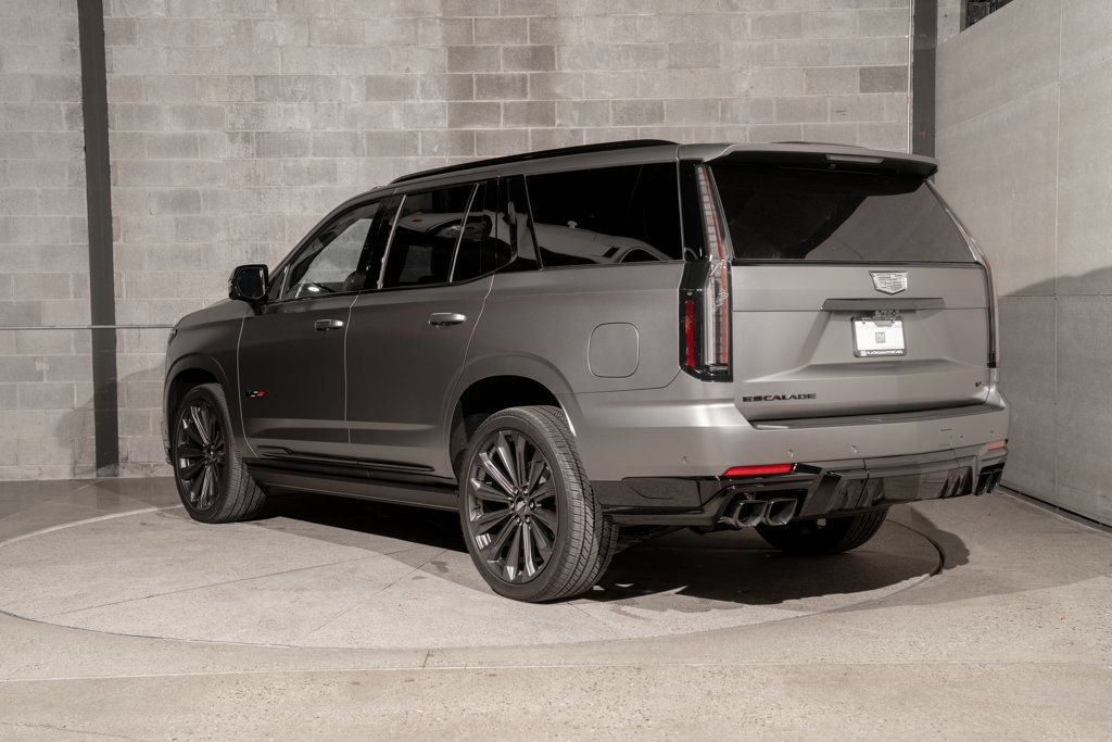 Used 2026 Cadillac Escalade V AWD/4WD image 6