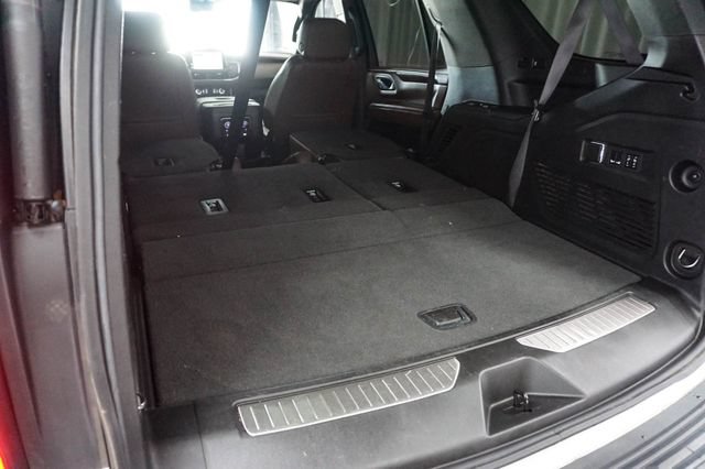 Used 2024 Chevrolet Tahoe High Country AWD/4WD image 19