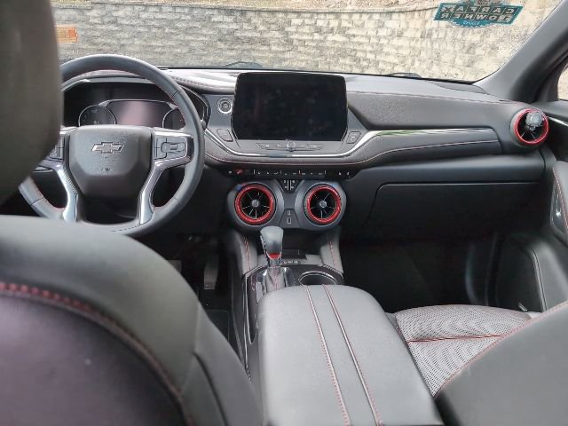 Used 2023 Chevrolet Blazer RS w/ Enhanced Convenience Package image 22