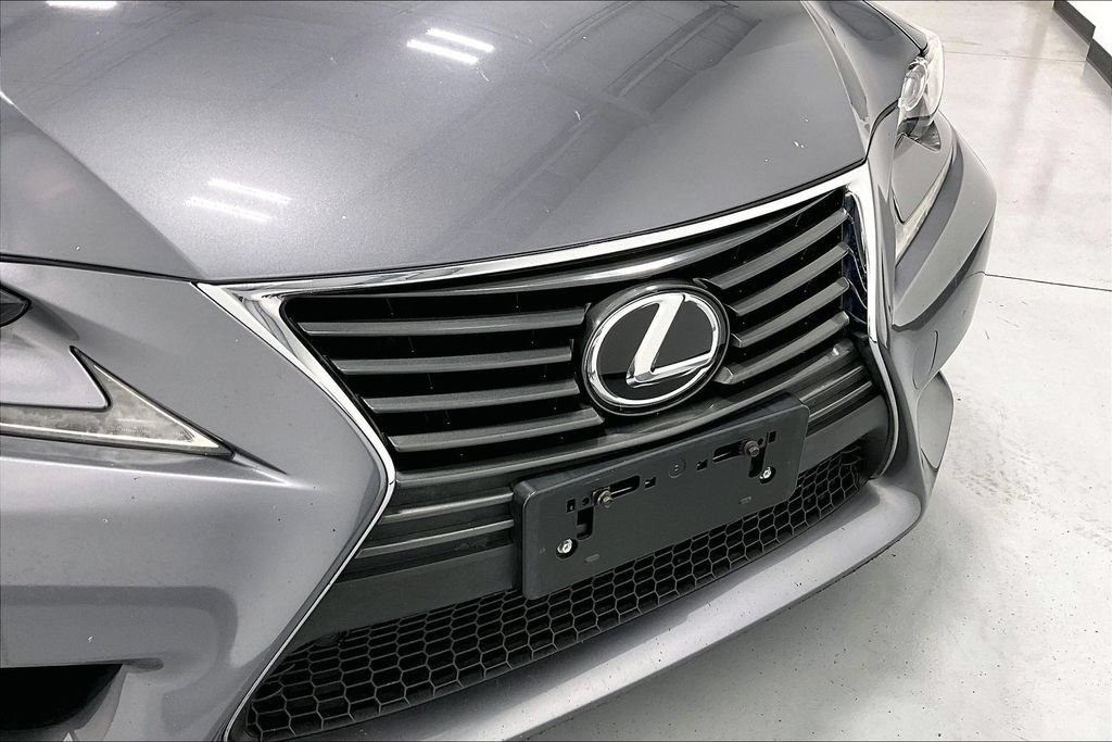 Used 2015 Lexus IS 250 w/ Premium Package RWD image 35