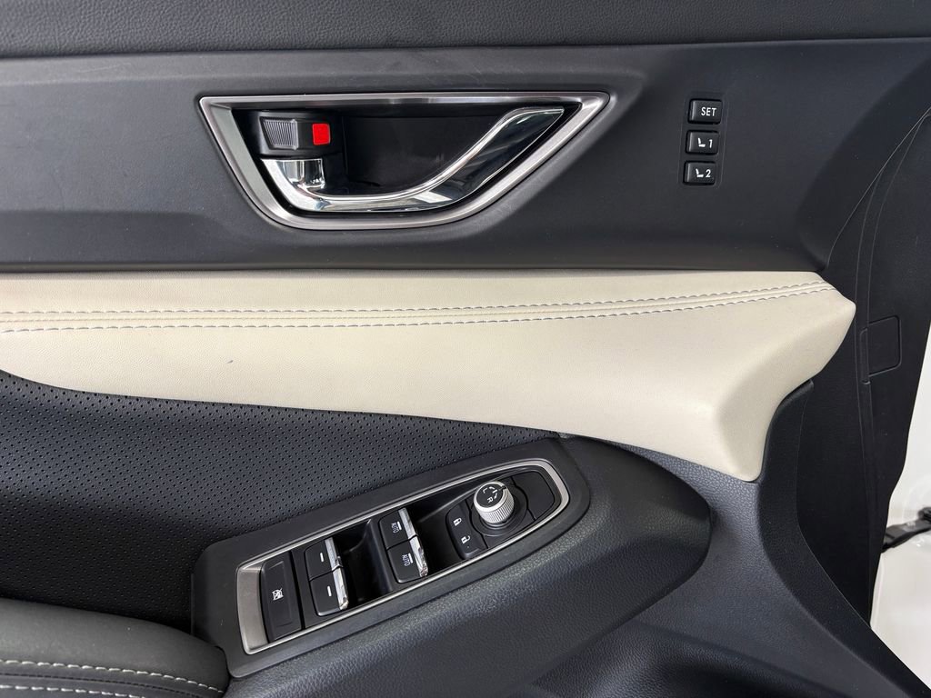 Used 2021 Subaru Ascent Limited w/ Technology Package image 16