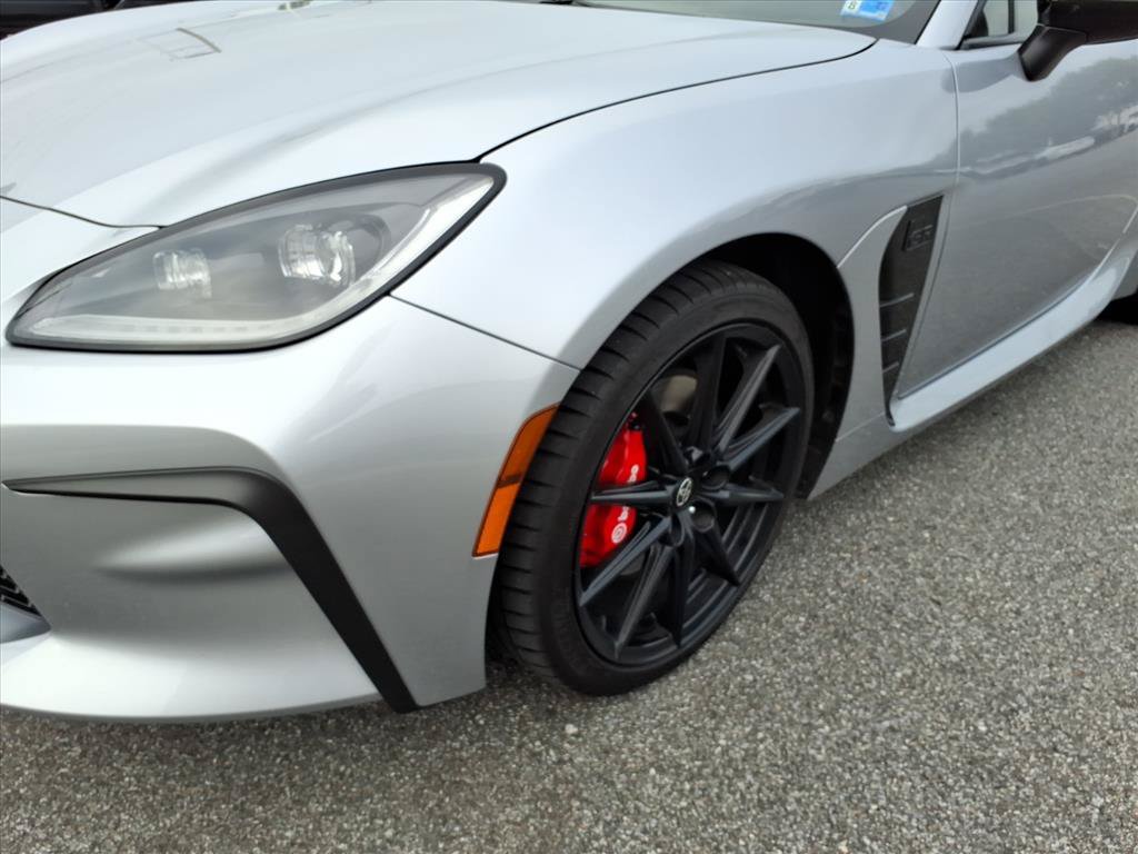Used 2024 Toyota GR86 Premium w/ Performance Package RWD image 9