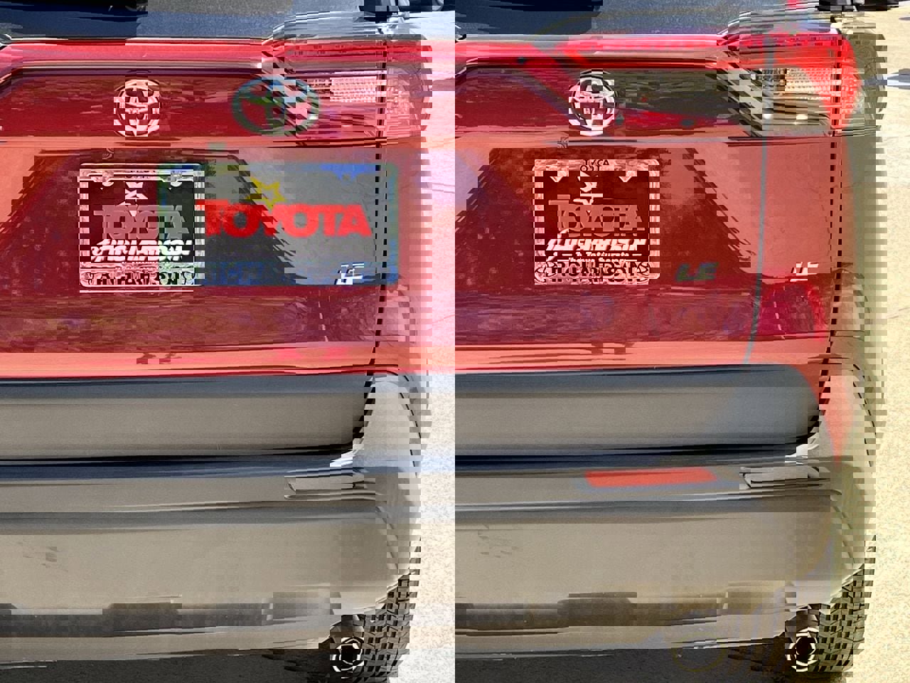 Used 2025 Toyota RAV4 LE image 6