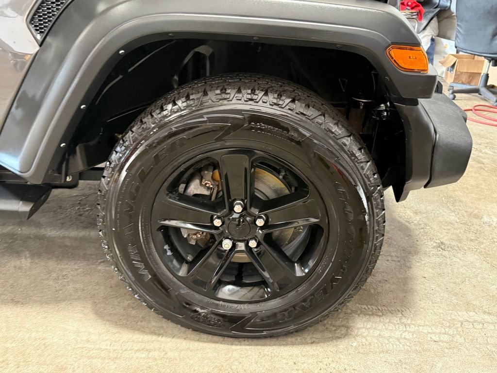 Used 2021 Jeep Wrangler Unlimited Sport AWD/4WD image 38