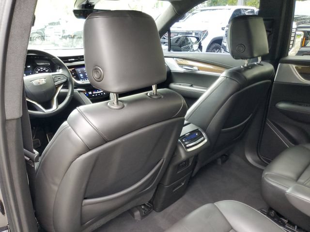 Certified 2023 Cadillac XT6 Sport w/ LPO, ONYX Package AWD/4WD image 13