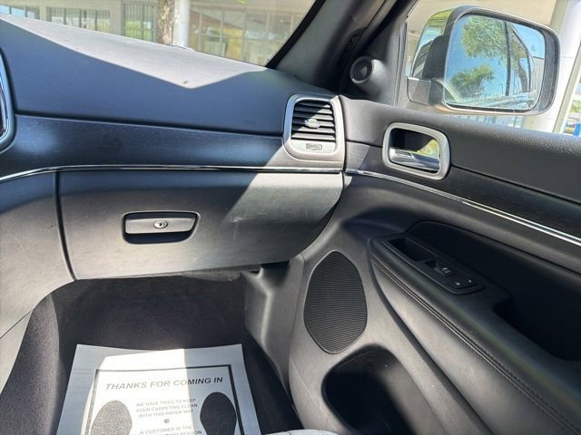 Used 2018 Jeep Grand Cherokee Limited image 29