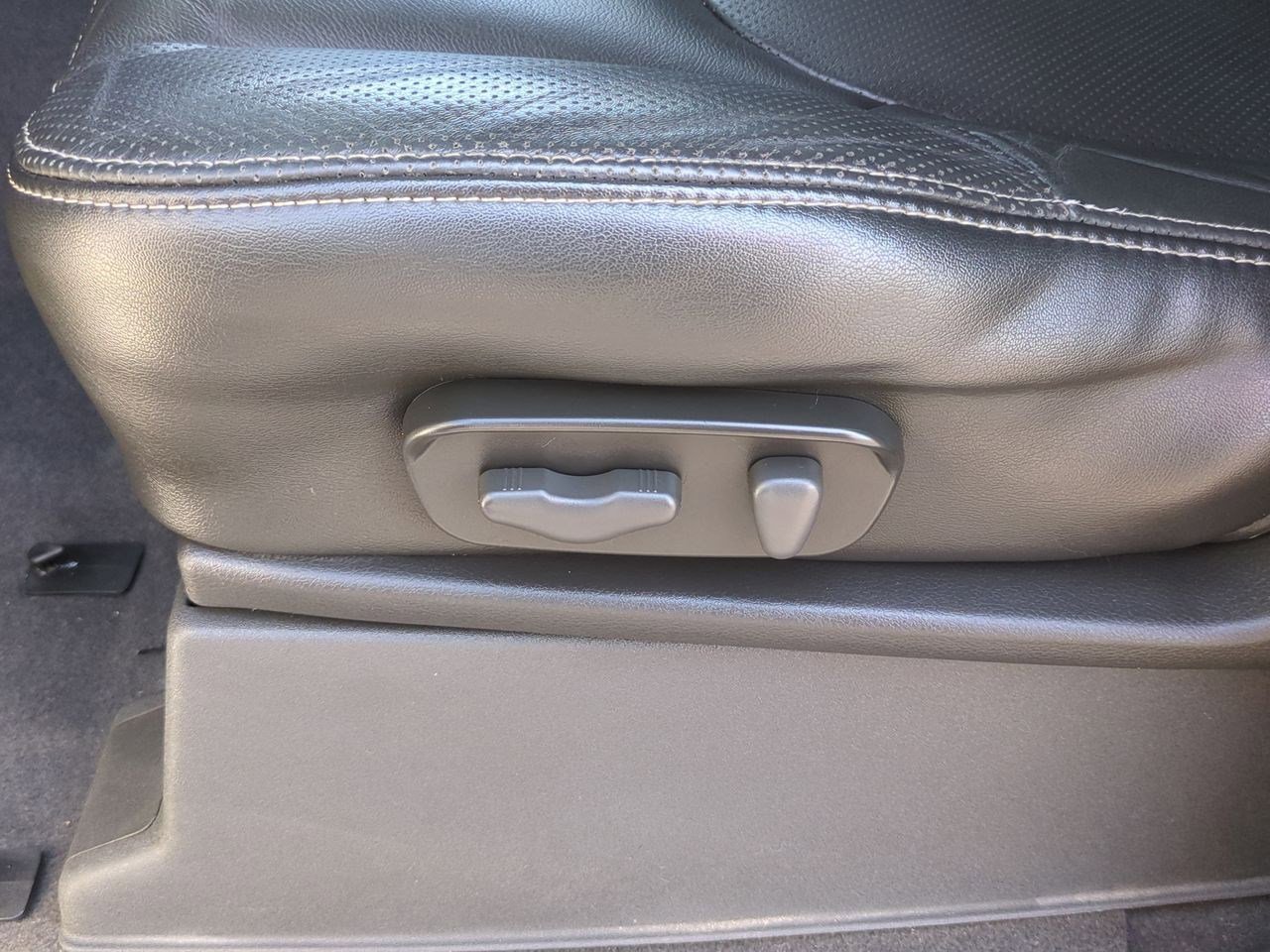 Used 2020 Nissan Frontier PRO-4X image 21