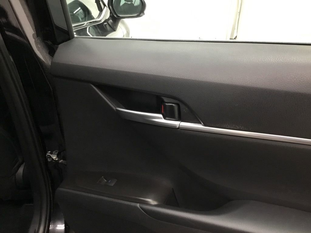 Used 2024 Toyota Camry LE image 19
