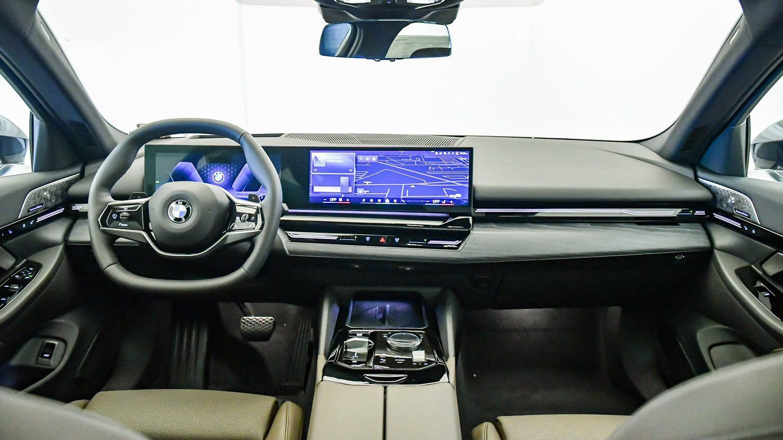 New 2026 BMW 530i RWD image 15