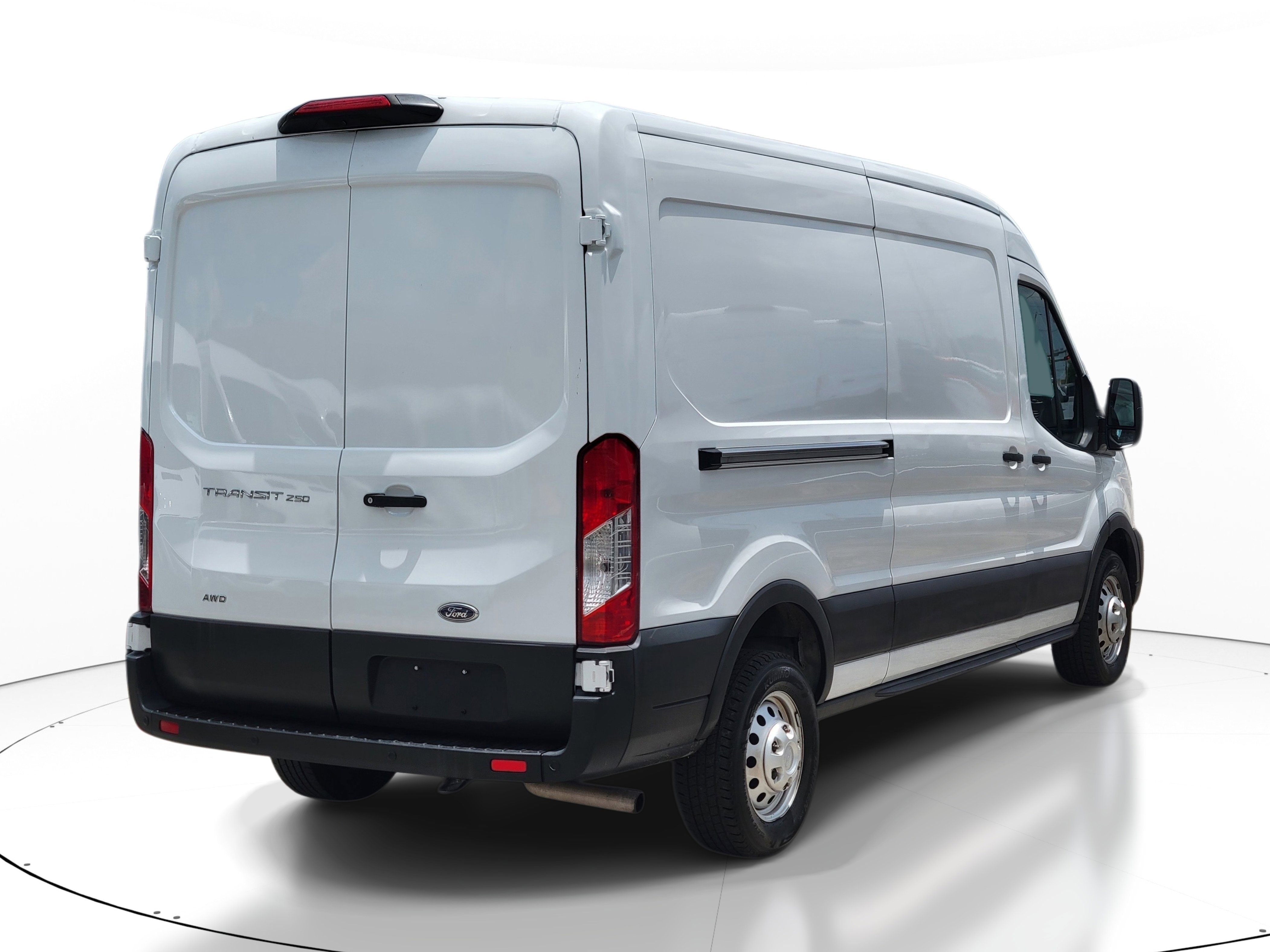 Used 2023 Ford Transit 250 Medium Roof AWD w/ Load Area Protection Package image 6
