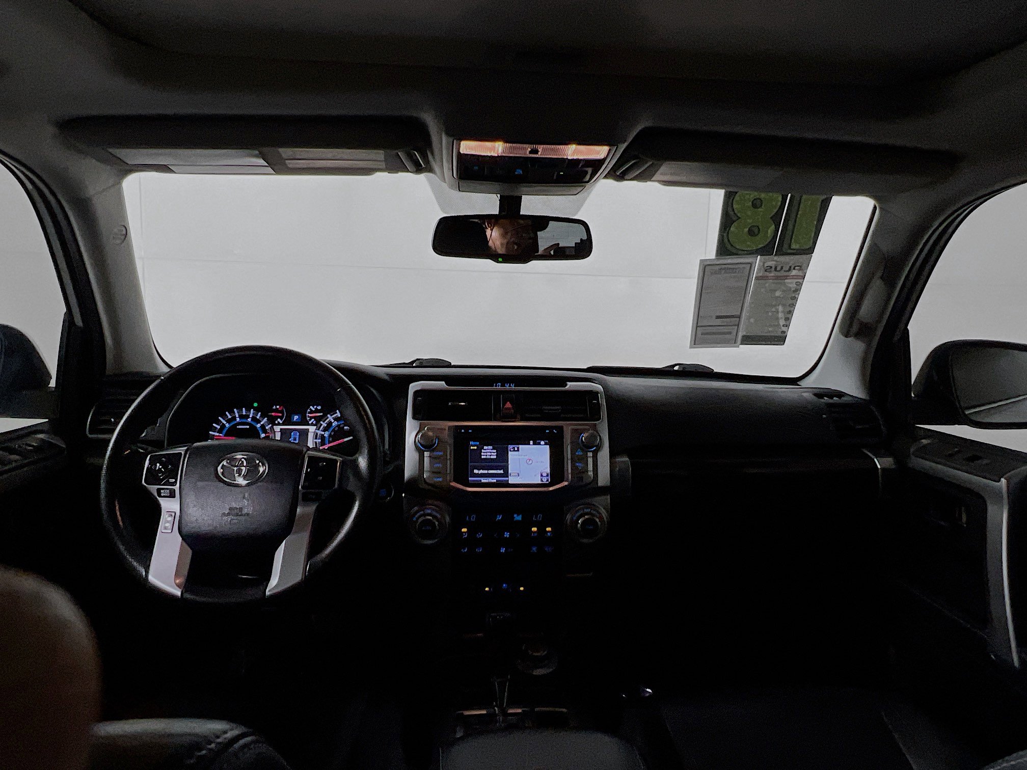 Used 2018 Toyota 4Runner Limited AWD/4WD image 30