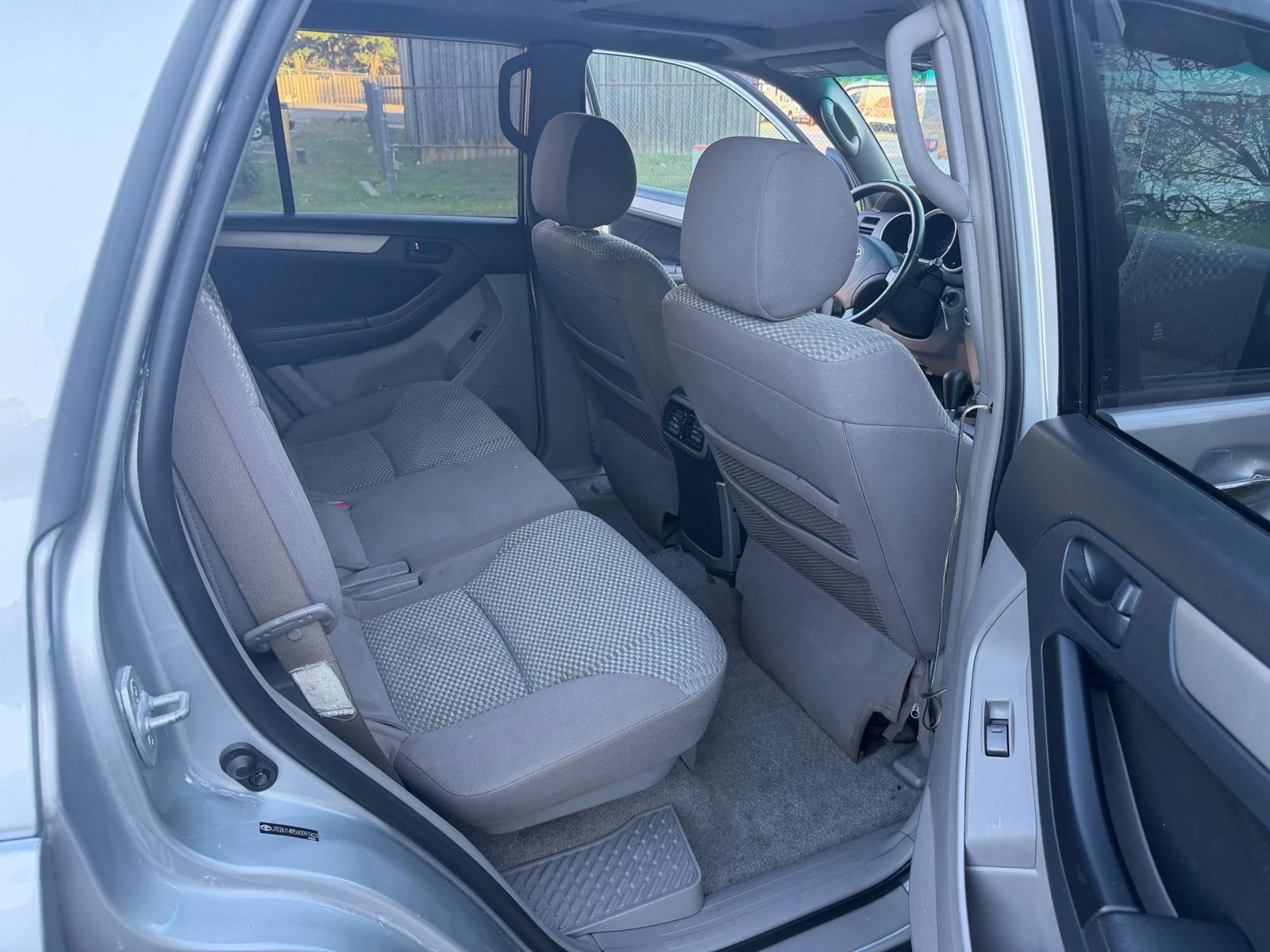 Used 2006 Toyota 4Runner SR5 AWD/4WD image 16