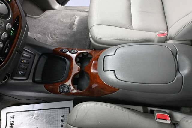 Used 2005 Toyota Sequoia Limited AWD/4WD image 30