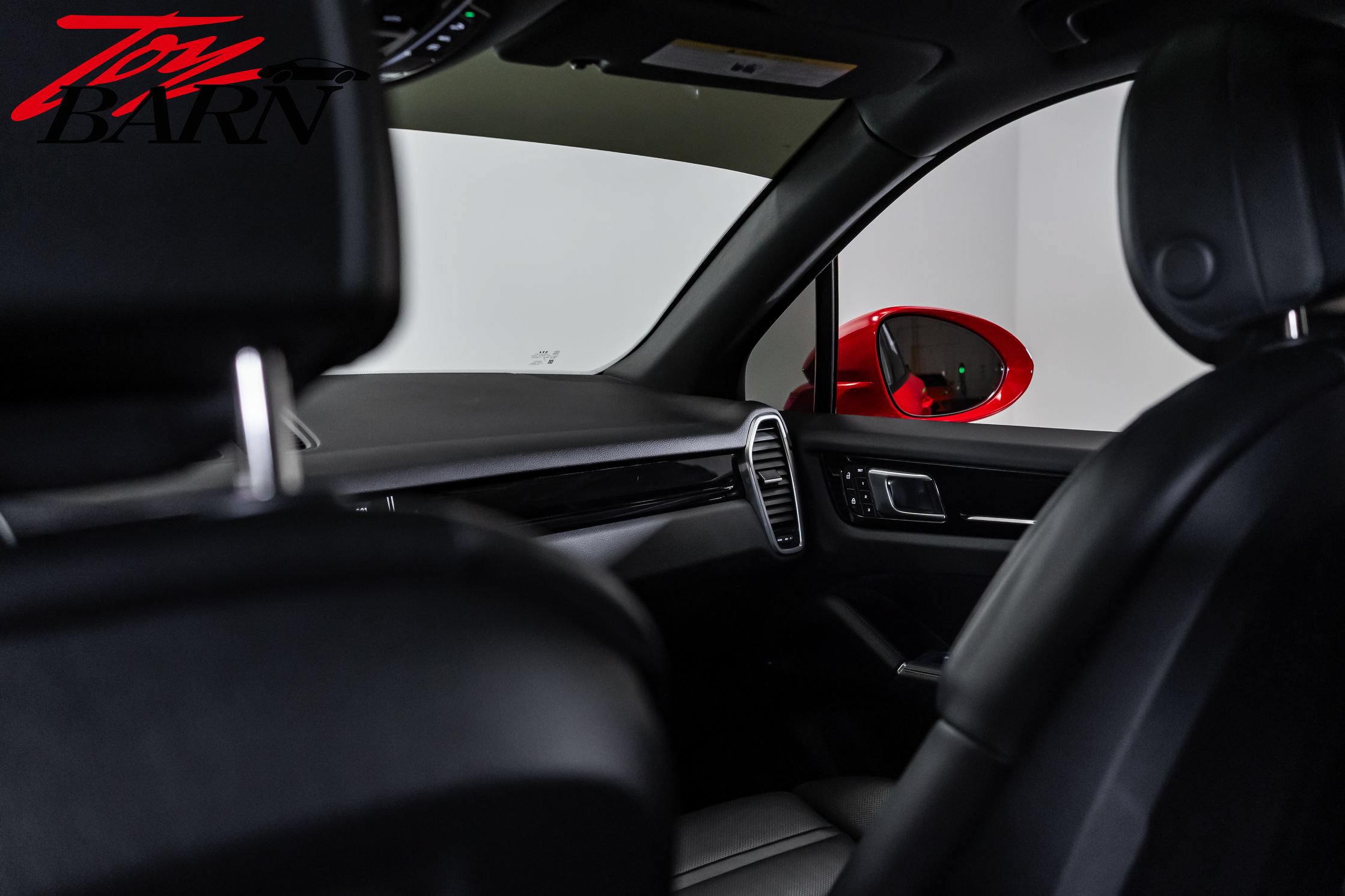 Used 2023 Porsche Cayenne AWD/4WD image 47